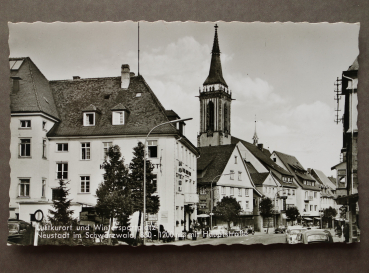 Foto Ansichtskarte AK Neustadt im Schwarzwald 1950-1960 Luftkurort und Wintersportplatz Kirche Oldtimer
